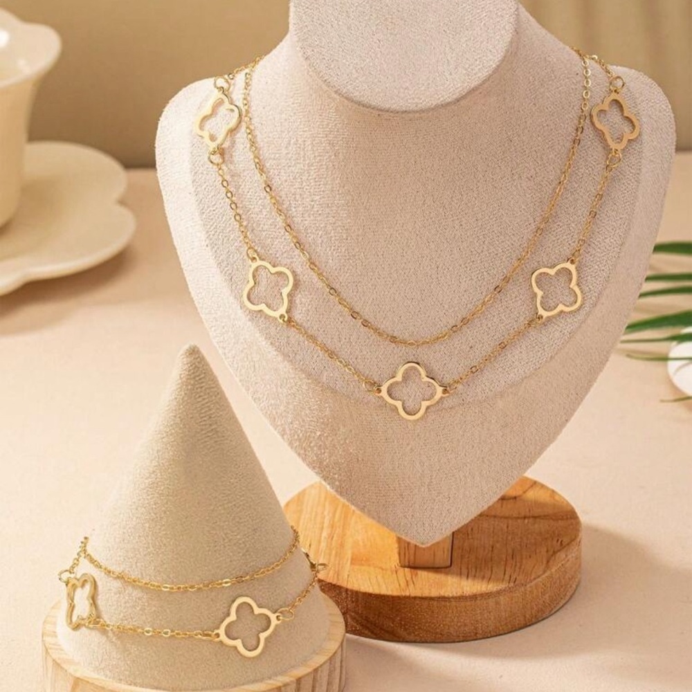Gold Clover Chain Necklace & Bracelet Set - Picture 2 of 3
